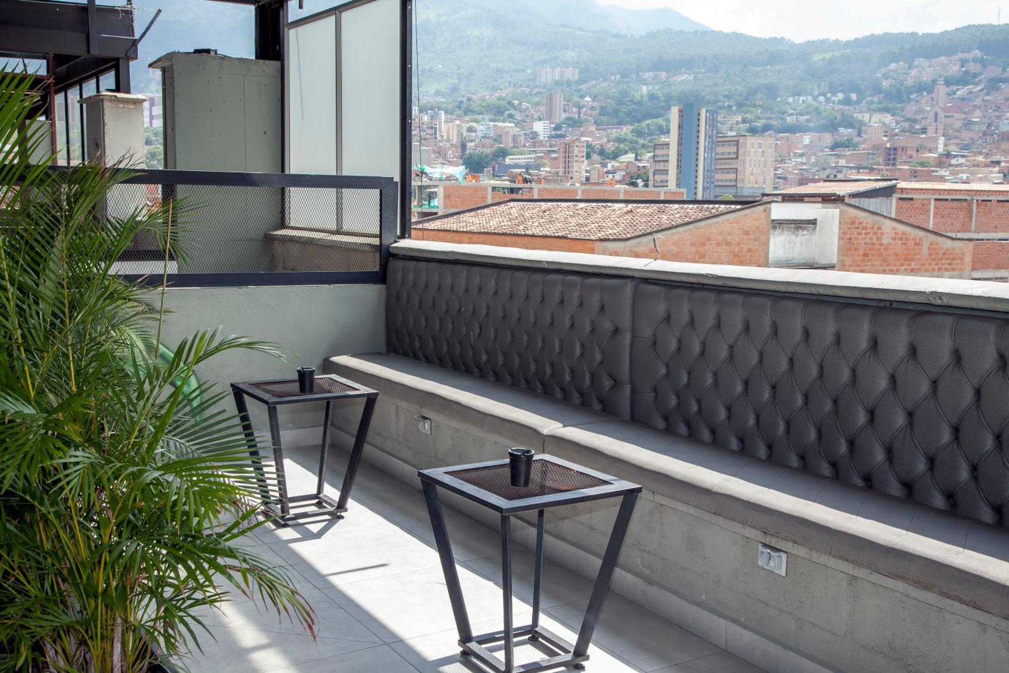 Appartamento Edificio Helena Medellín Esterno foto